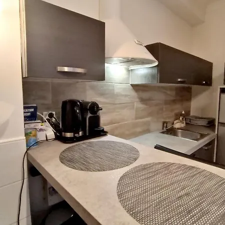 Bright And Quiet In Apartment Nice
