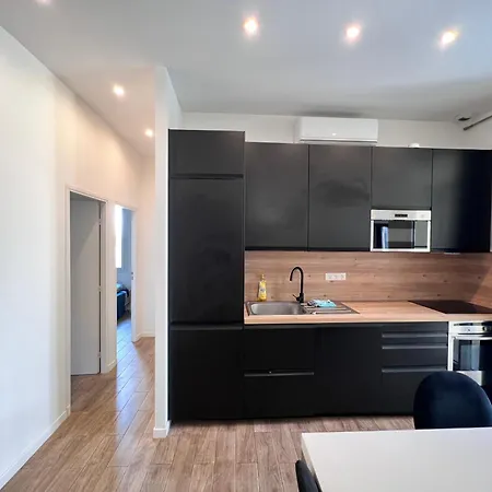 3 Chambres, Piscine Privee Et Parking Apartment *