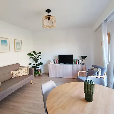 Apartment 2-rooms - Wifi And Balcony Nice