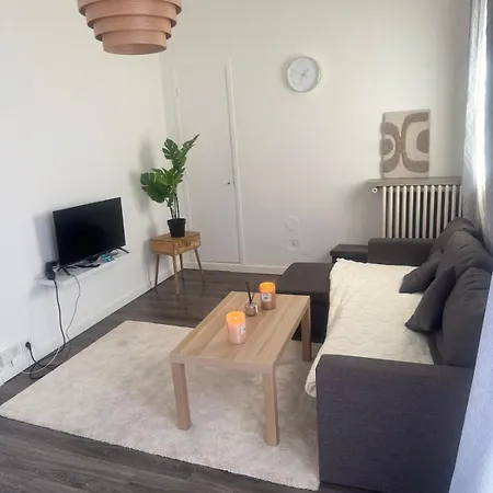 Cozy For 3 People Port Apartment