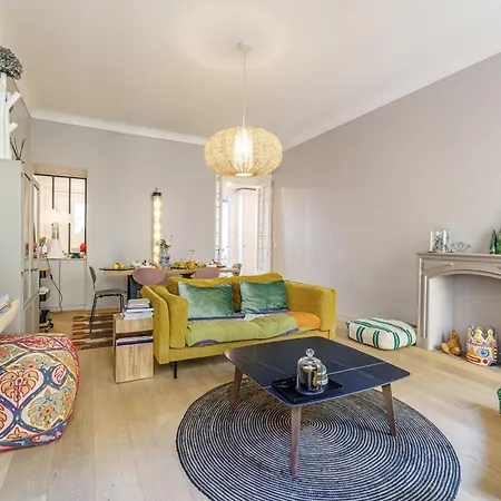 Apartment My Casa Guisol 17 - Elegant 3 Bedroom Near The Old Port