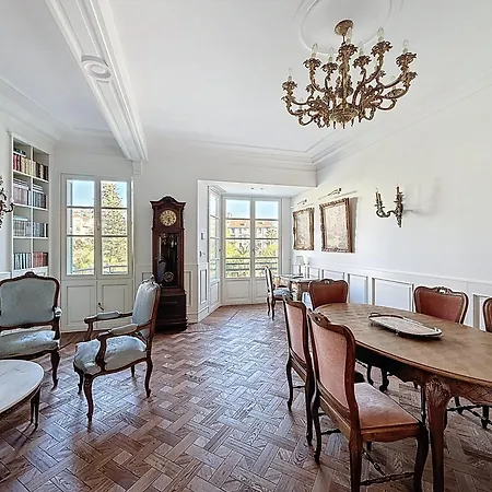 Victor Hugo Grand Elegance 2 Apartment