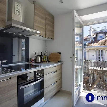 Apartment Air-conditioned In The Center *
