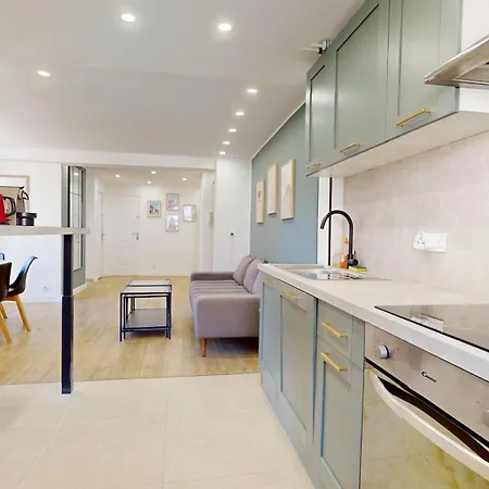 Appartement Grand De 3 Entièrement Rénové - Magnan Proche Nice