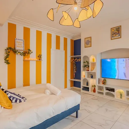 Appartement Ciao Bella Wellness - Luxury Jacuzzi, Massage Table & Ac In