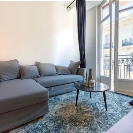 Apartment Beau 2 Pieces Au Coeur Du Carre D'or, Clim Nice