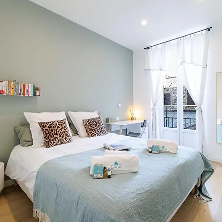 My Casa Guisol 17 - Elegant 3 Bedroom Near The Old Port *