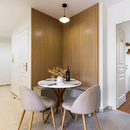 Charme Nicois, 15min De La Mer, 3 Chambres, Climatisation, Terrasse * Nice