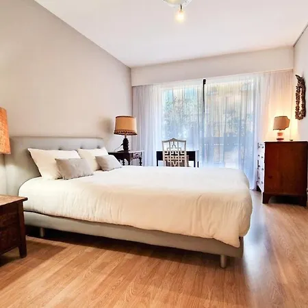 Apartment Au Coeur Du Chic Carre D'or