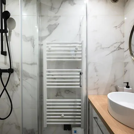 Cozy & Renovated - Close To Market Square Restaurants Nice
