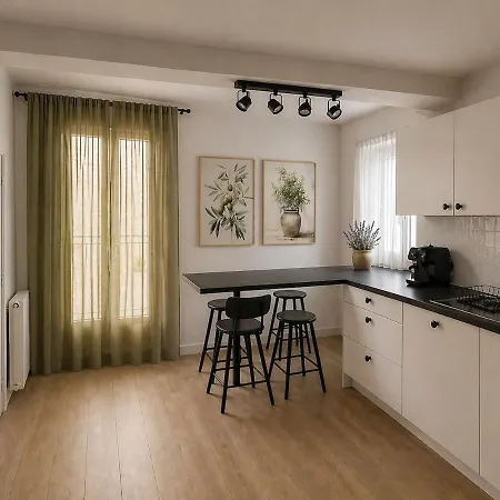 In Vieux-nice, Saleya Apartment