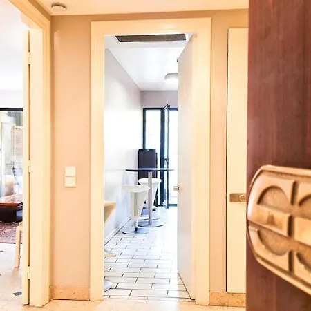 Apartment Au Coeur Du Chic Carre D'or