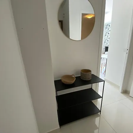 Proche Promenade Des Anglais, Climatise Apartment
