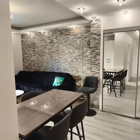 2 Et Salon