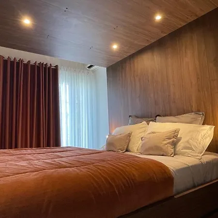 Apartment Un Balcon Sur La *