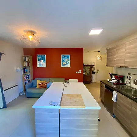 West Ground-floor One Bedroom With Parking, Garden, Pool Apartment