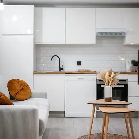 Apartment Cozy & Renovated - Close To Market Square Restaurants
