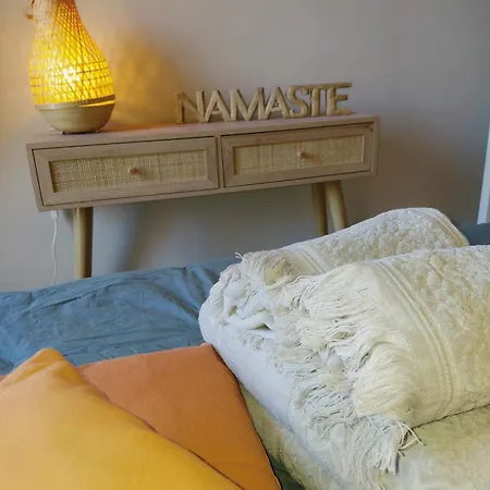 Apartment Chic Ultra Cozy Boho Au Port Of