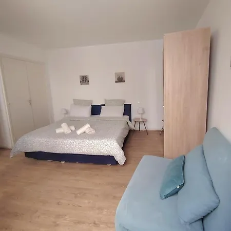 Apartment Vieux Fleurie