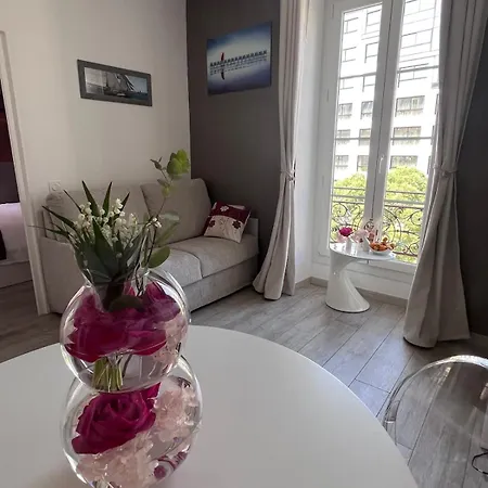 Cosy Victor Hugo Carre D'or Apartment *