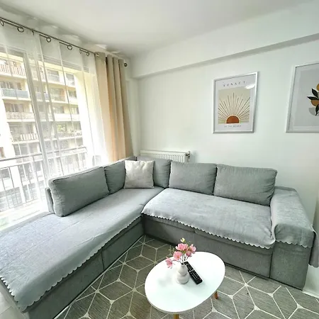 A 5min De La Climatise Apartment