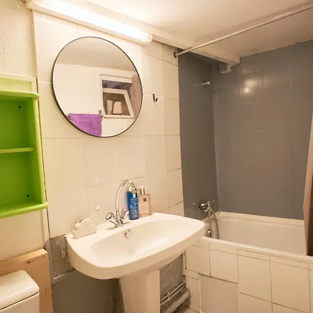 Loft Au Coeur Du Vieux-nice, A 5 Min De La Apartment Nice