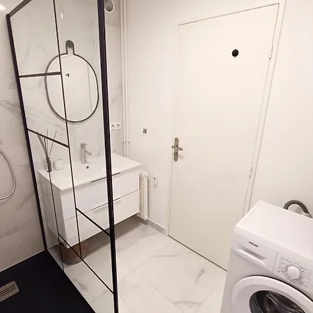 2-rooms - Wifi And Balcony Nice