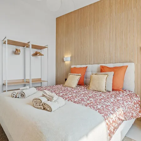 Renting - Promenade - Luxury Loft Sea View Balcony Floor