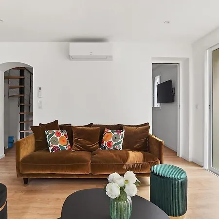 Magnifique Maison Avec Parking A 50m De La