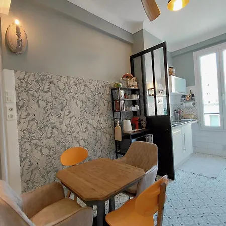 Chic Ultra Cozy Boho Au Port Of Apartment Nice