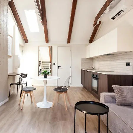 Charles Peguy - & - Jardin - Climatision Apartment *