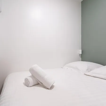 With 1 Bedroom, Gambetta, Russian Church * Nice