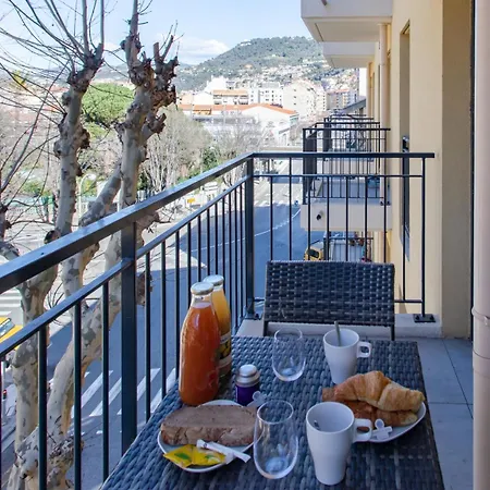 Apartment Riquier 1br Steps From Sncf Nice