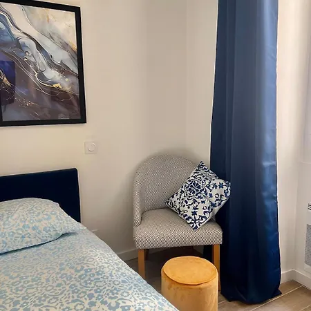 Au Coeur De Apartment