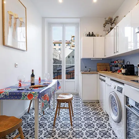 My Casa Guisol 17 - Elegant 3 Bedroom Near The Old Port Apartment