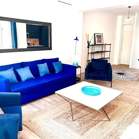 Apartment 3 Chambres, Piscine Privee Et Parking *