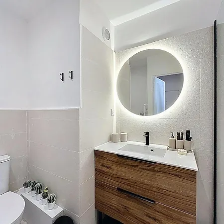 Apartment Beautiful With Terrace And Balcony Nice