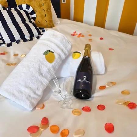Ciao Bella Wellness - Luxury Jacuzzi, Massage Table & Ac In Appartement *