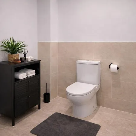 Beautiful With Terrace And Balcony Apartment *