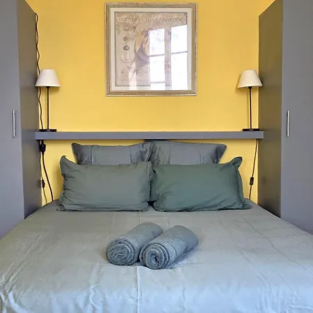 Sunny Loft At Gate Of Old * Nice