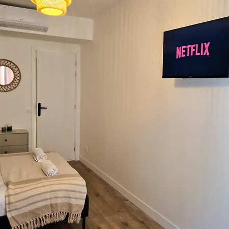 Apartment T3 Neuf Climatise 8 Pers Proche