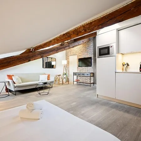 Apartment Stunning View And Air Conditionning