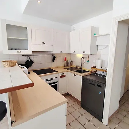 Vieux Fleurie Apartment *