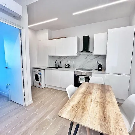 Ref 122 - Coeur De - 3 Apartment *