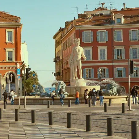 Loft Au Coeur Du Vieux-nice, A 5 Min De La Apartment Nice