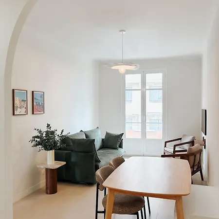 Garibaldi 2 Bedrooms, 2 Bathrooms, Ac Nice