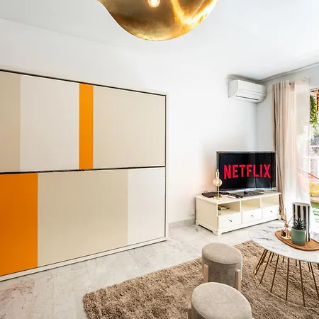 Riviera Cozy In Apartment