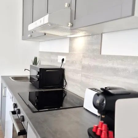 T3 Neuf Climatise 8 Pers Proche Apartment *
