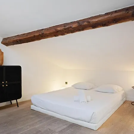 Stunning View And Air Conditionning Apartment *