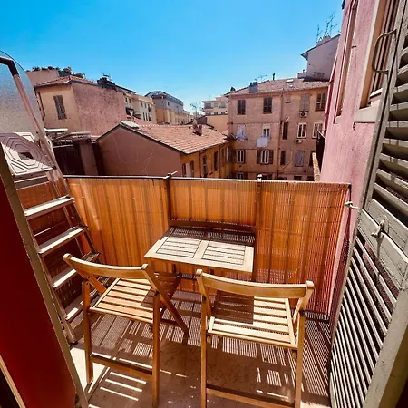 Place Massena Apartment *